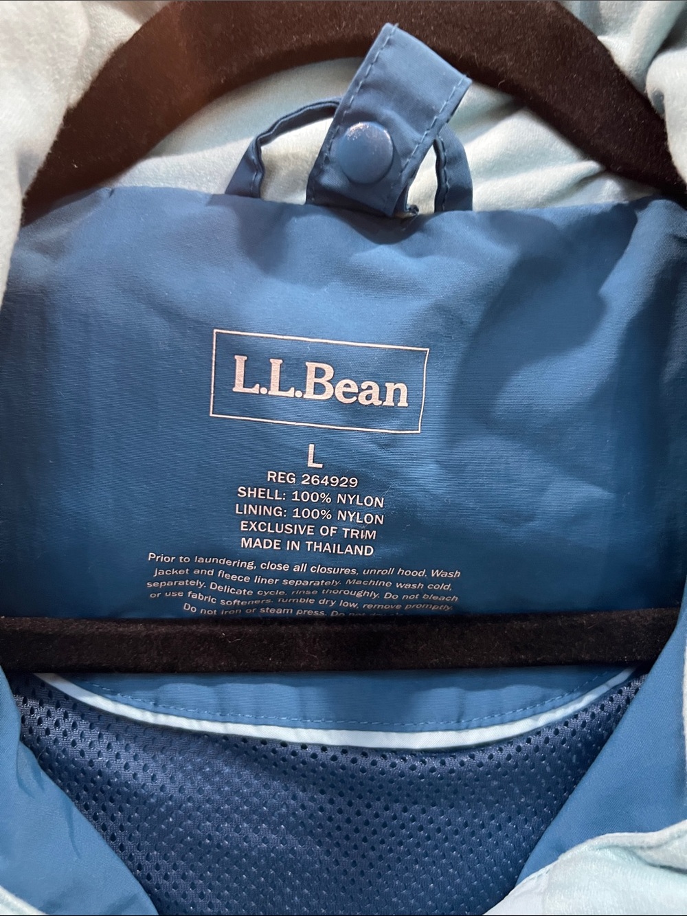 L.L. Bean Rain Jacket - Picture 4 of 7